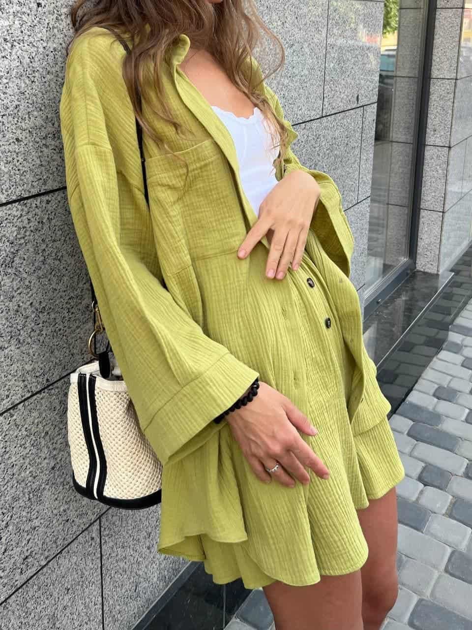 Women's Solid Color Cardigan Breasted Top Fashion Shorts Two-piece Set view 9