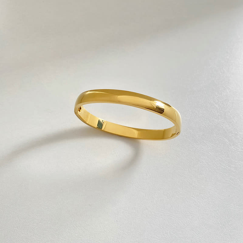 Retro Minimalistic Buckle Simple Bracelet Gold Bracelet view 10