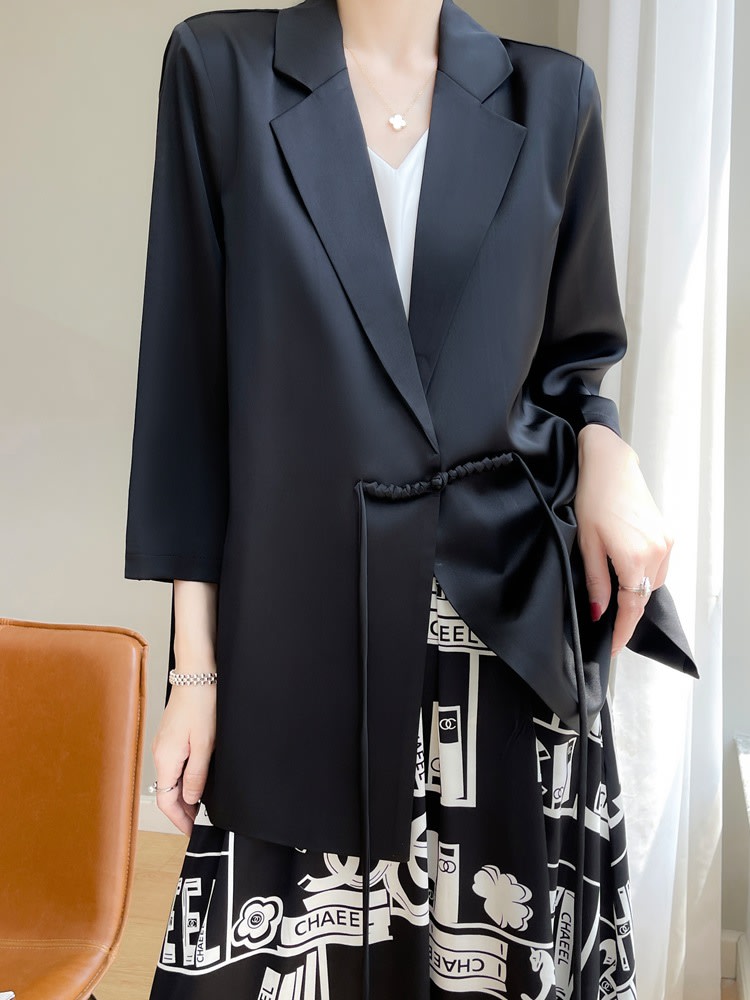 Spring And Summer V-neck Loose Suit Women view 5