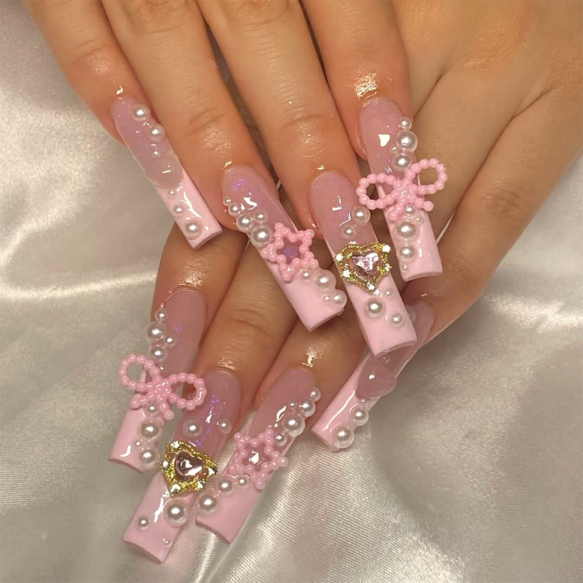 Women's Love Diamond Bow Wear Nail Tip view 5
