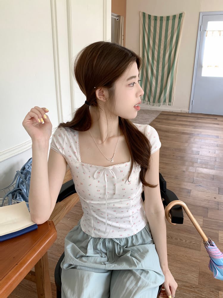Women's Summer Slim Fit Niche Chic Square Collar Short Sleeve T-shirt Top view 20