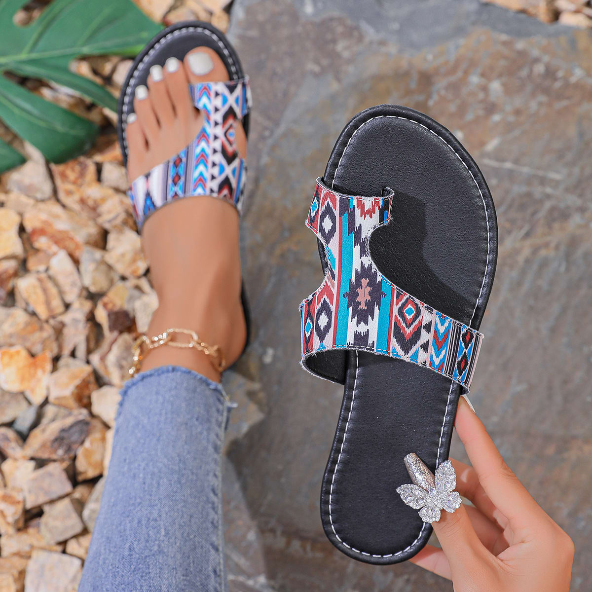 Plus Size Printed Ethnic Style Casual Toe Covering Flip-flops view 4
