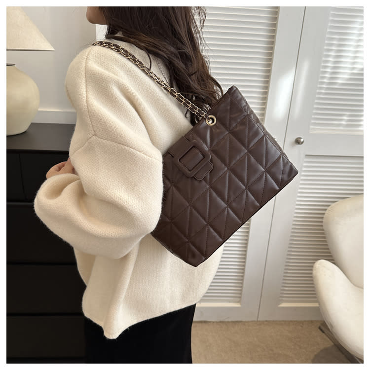 Women Shoulder Bags New Trendy Chic Chanel-style Rhombus Chain Bag view 6