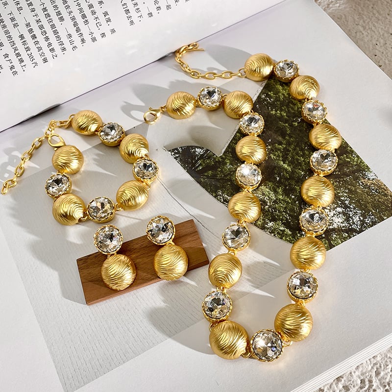 Women's Light Luxury Elegant Gold Necklace Middle-ancient Clavicle Chain view 6