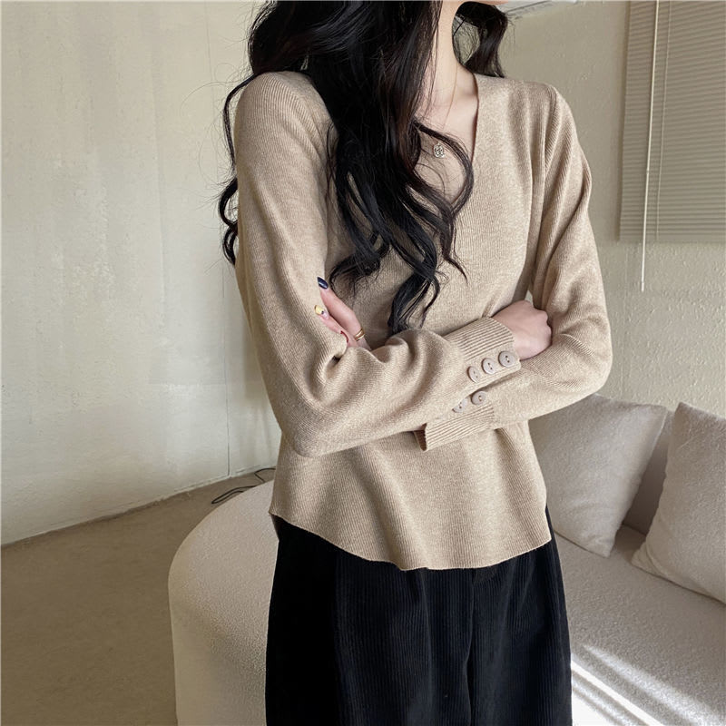 All-match V-neck Long-sleeved Bottoming Sweater For Women view 3