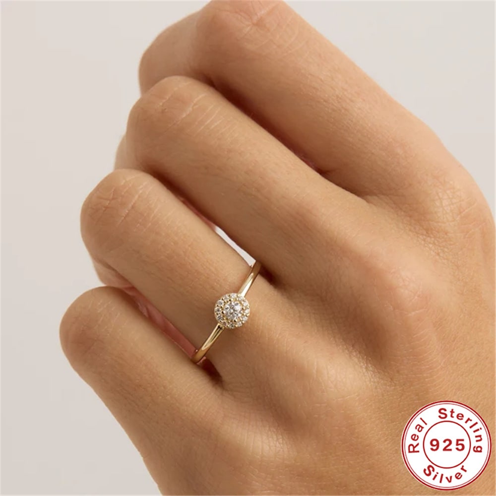 Wind Rounded Corner Moissanite Ring 18K Gold view 9