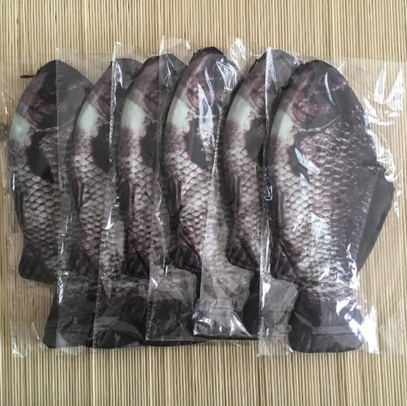 Creative Large Capacity Student Crucian Carp Pencil Case view 8