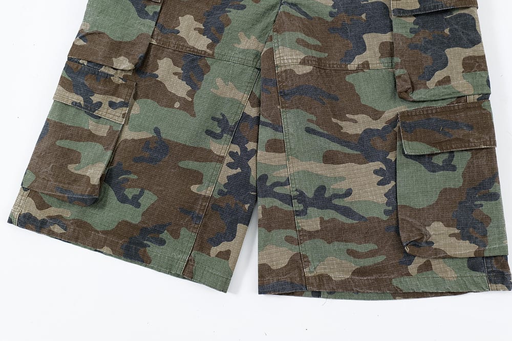 Camouflage Workwear Five-point Pants For Men view 5