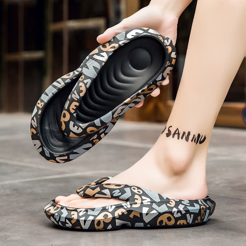 Non-slip Wear-resistant And Deodorant Soft Bottom Beach Flip-flops Casual Sandals view 2