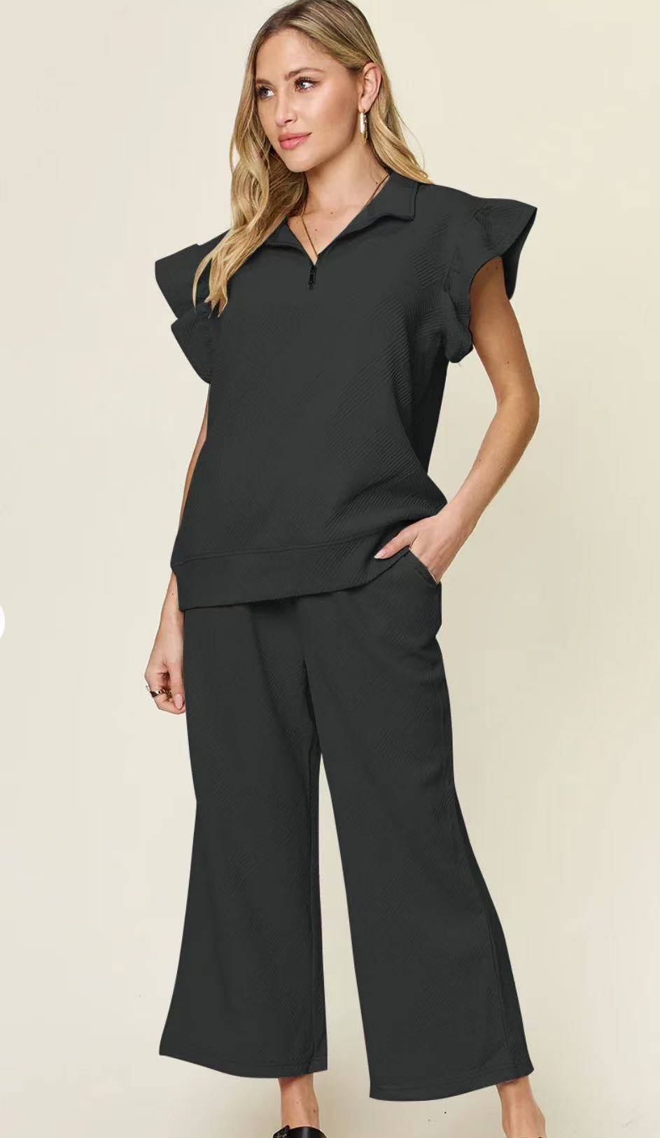 Women's Half Zip Short Sleeve Top Waist Strap Stretch Waist Pocket Shorts view 4