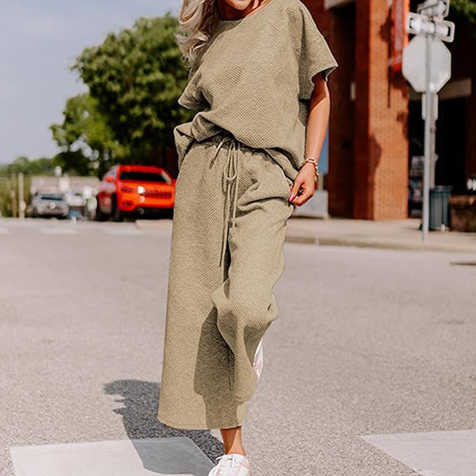 Solid Color Texture Casual Fashion Women's Wear Short-sleeved Trousers Two-piece Set view 19