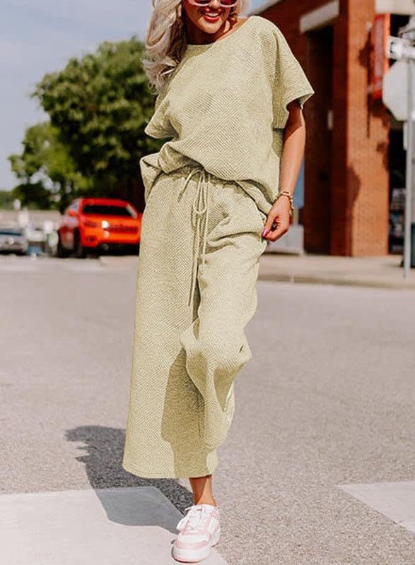 Solid Color Texture Casual Fashion Women's Wear Short-sleeved Trousers Two-piece Set view 5