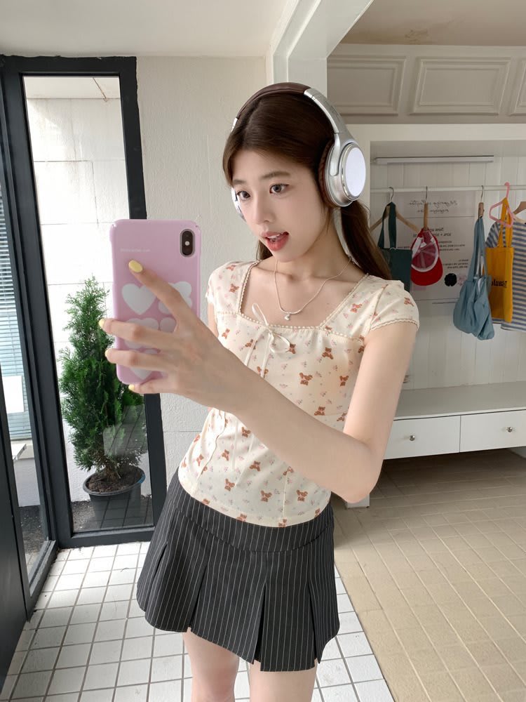 Women's Summer Slim Fit Niche Chic Square Collar Short Sleeve T-shirt Top view 46