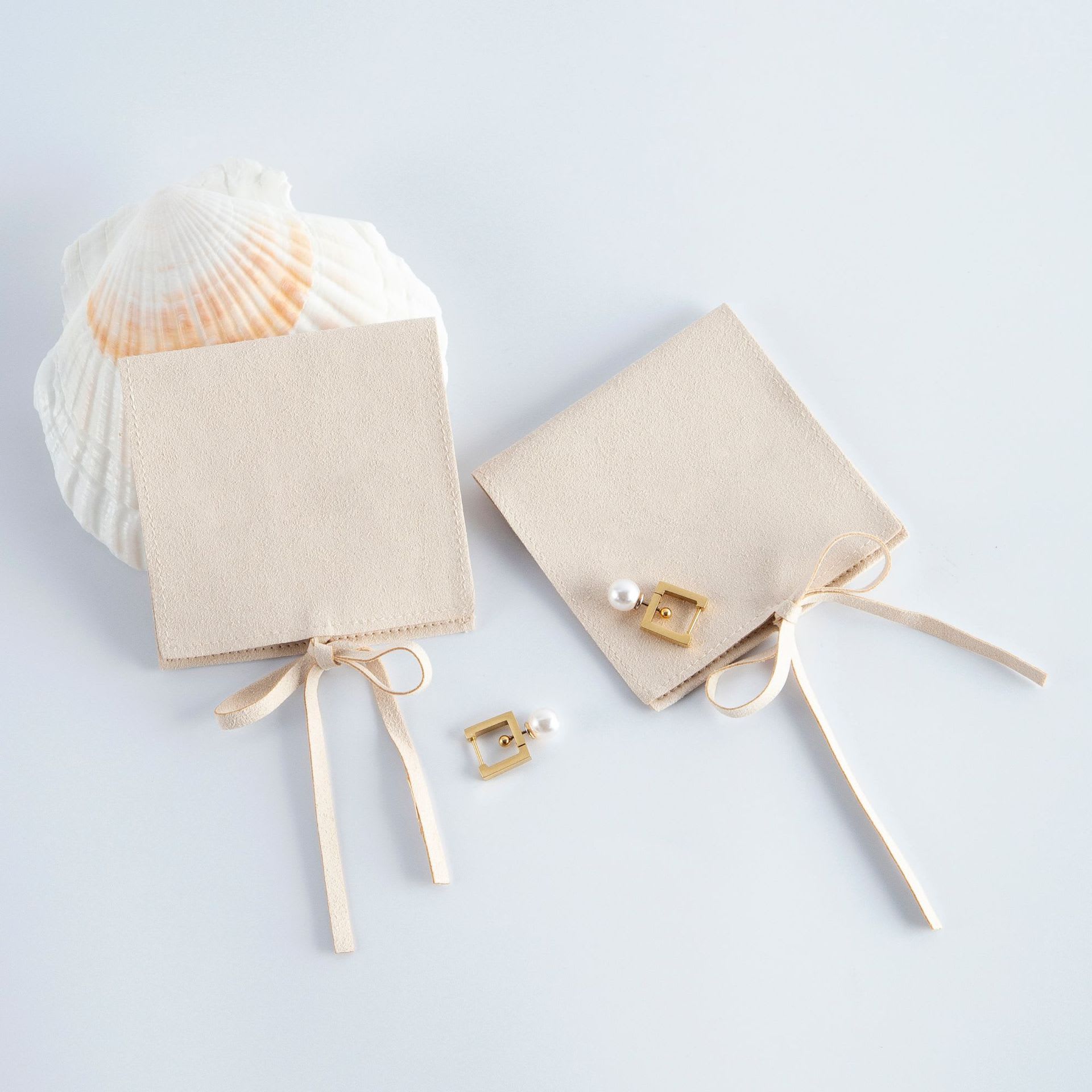 Jewelry Necklace Flannel Bag Watch Packaging view 12