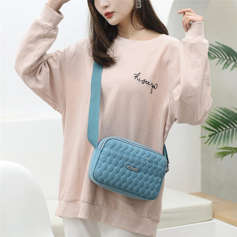 Rhombus Creative Fashion Solid Color Large Capacity Shoulder Messenger Bag view 6