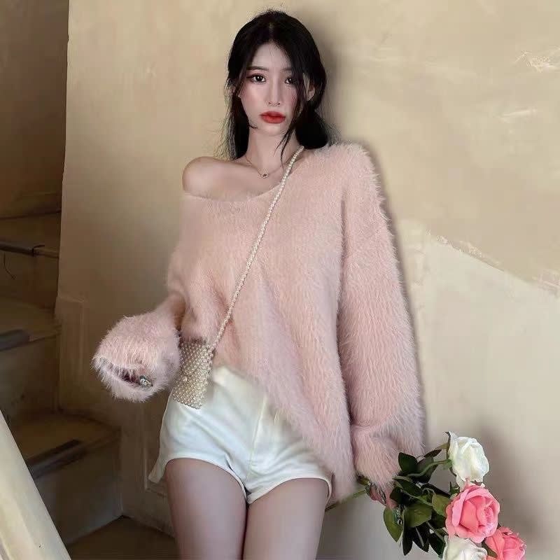 Idle Style V-neck Mink Fur Pullover Women's Mid-length Sweater view 4