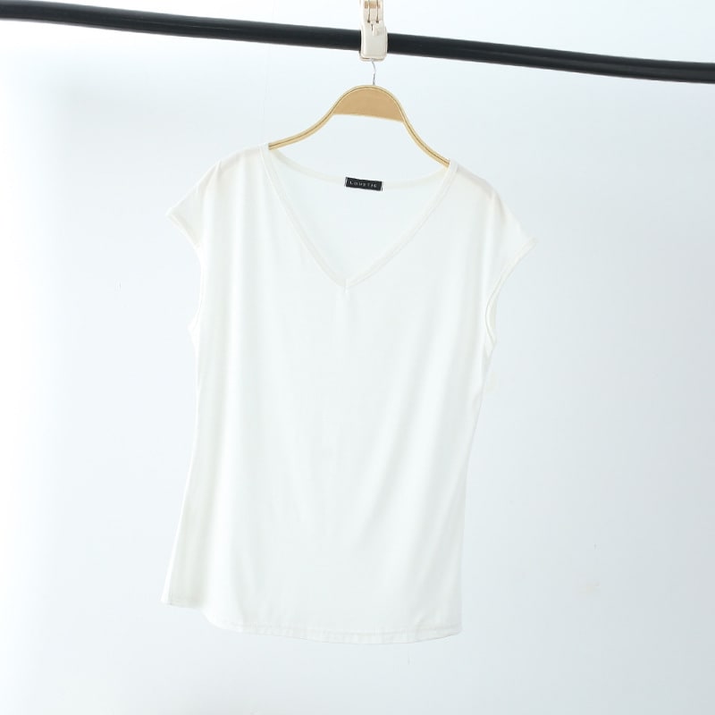 Solid Color And V-neck Sleeveless Loose Women's T-shirt Casual Bottoming Shirt Inner Wear Blouse view 26