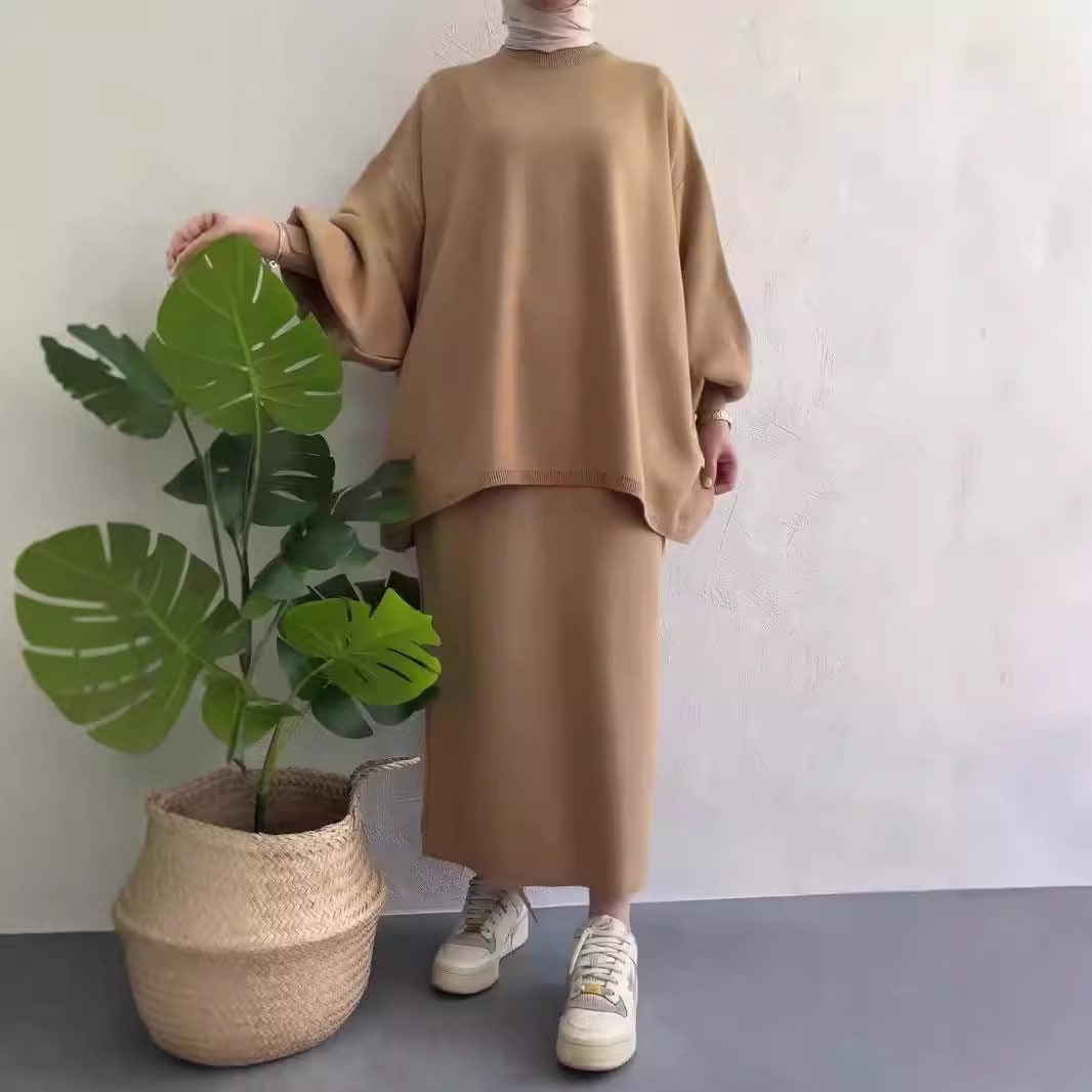 Women's Fashion Loose And Warm Knitting Suit view 3