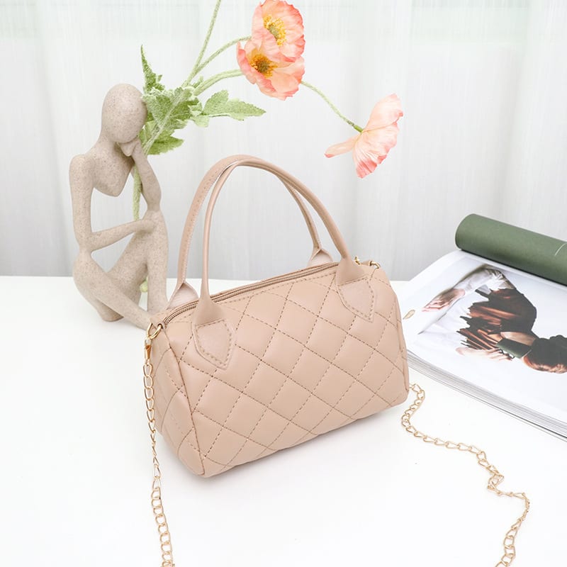 Fashion Embroidery Diamond Quilted Handbag Crossbody Bag view 4