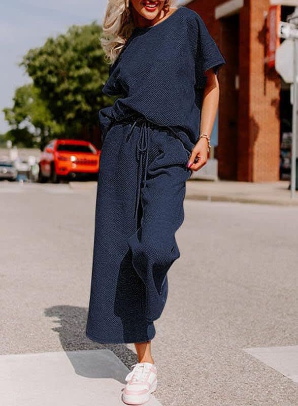 Solid Color Texture Casual Fashion Women's Wear Short-sleeved Trousers Two-piece Set view 8