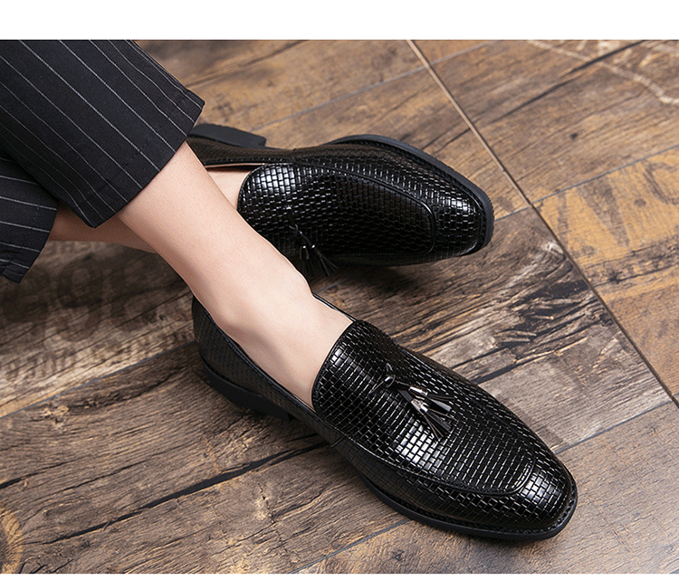 Pointed Men's Slip On Leather Shoes view 17