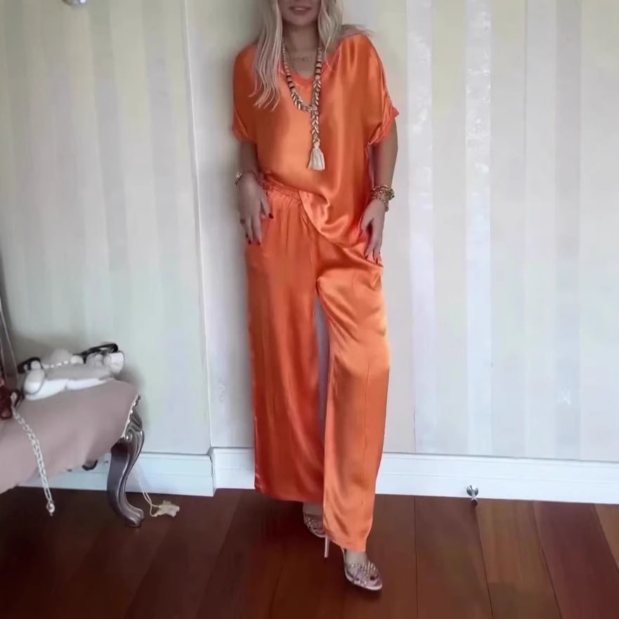 Women's Comfortable V-neck Satin Short-sleeved Two-piece Suit view 5