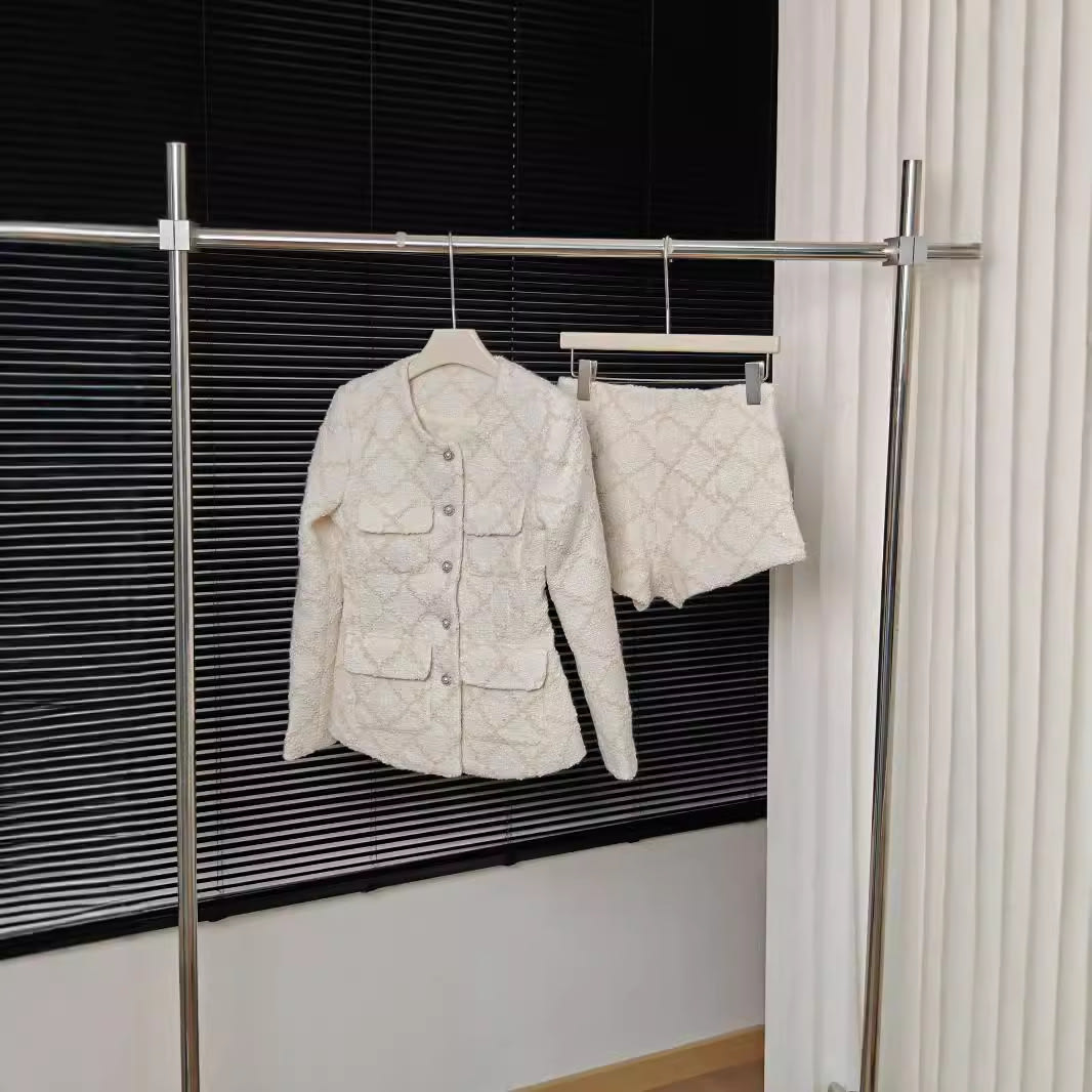 High-end Socialite Diamond Plaid Hunting Jacket Jacket Two-piece Set view 2
