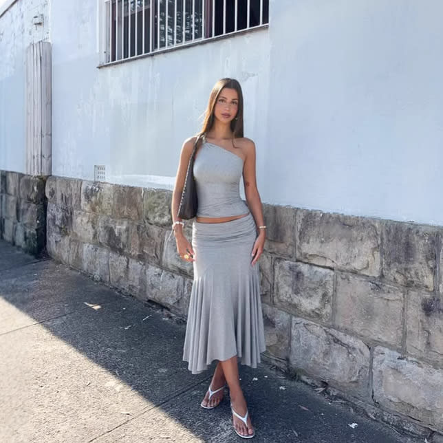 Ins Style Women's Solid Color Sleeveless Vest High Waist Skirt Two-piece Set view 2