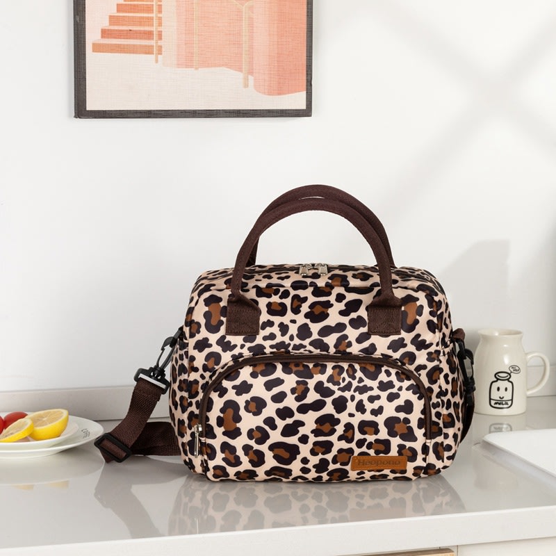 Oxford Cloth Insulation Portable Lunch Bag Outdoor view 6