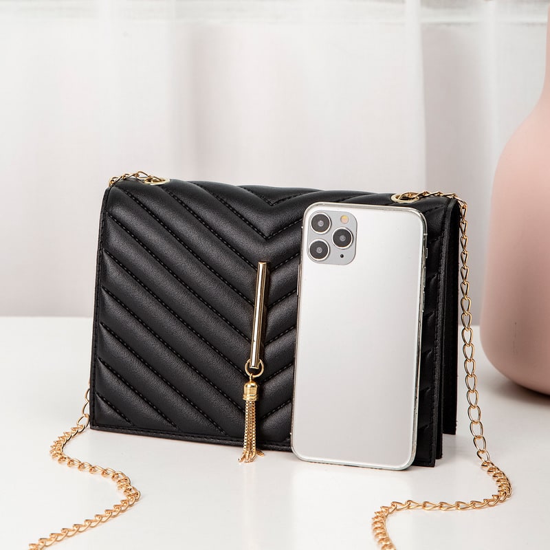 Women's Crossbody Small Square Bag V Pattern Plaid Pillow Bag view 9