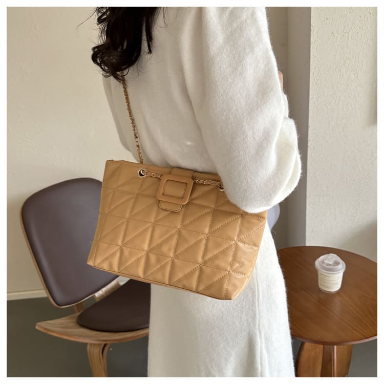 Women Shoulder Bags New Trendy Chic Chanel-style Rhombus Chain Bag view 7