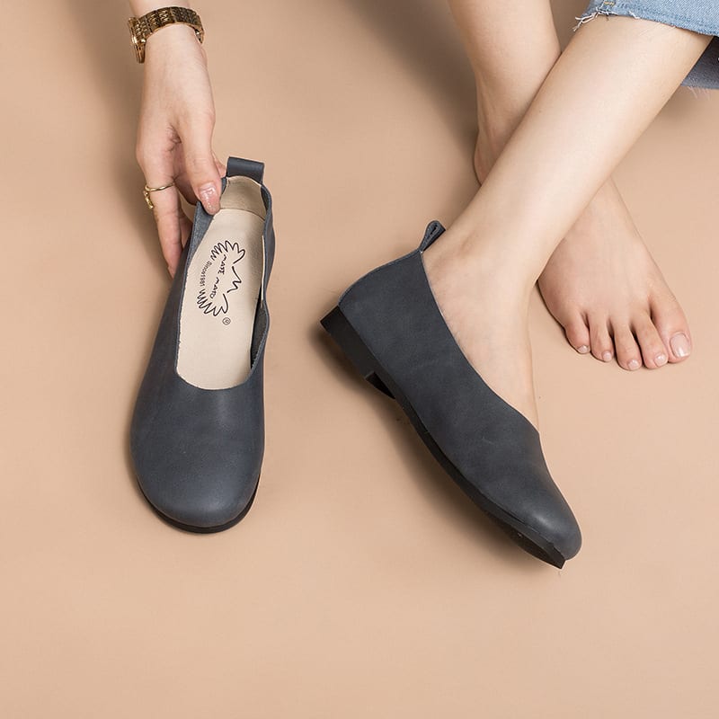Women's Cowhide Solid Color Slip-on Flat Shoes view 11