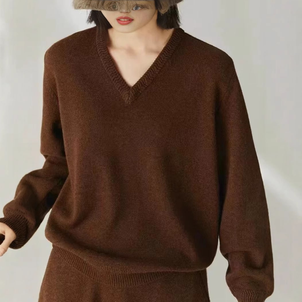 Women's V-neck Sweater Knitted Bottoming Shirt view 9