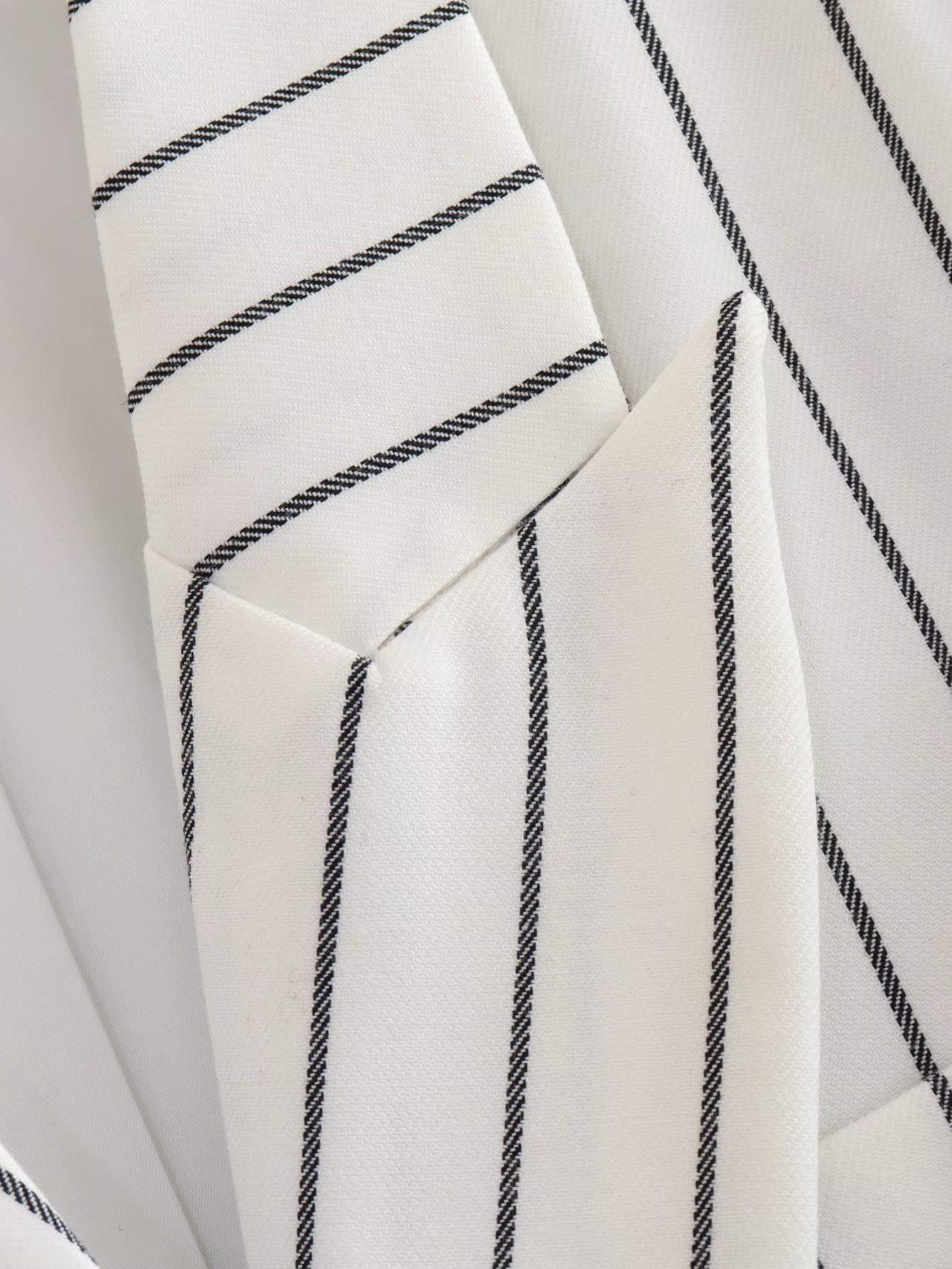 European And American Style Casual Loose Striped Commuter Suit Jacket view 8