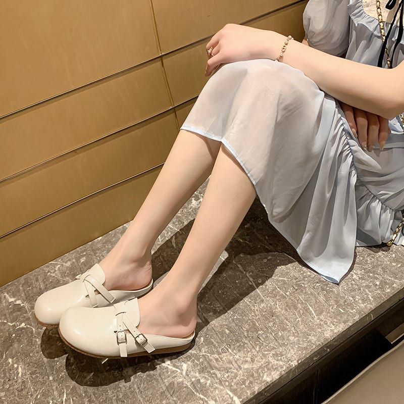 Women's Comfortable Idle Style Loose Large Round Toe Cowhide Flat Full Leather Outdoor Sandals view 5