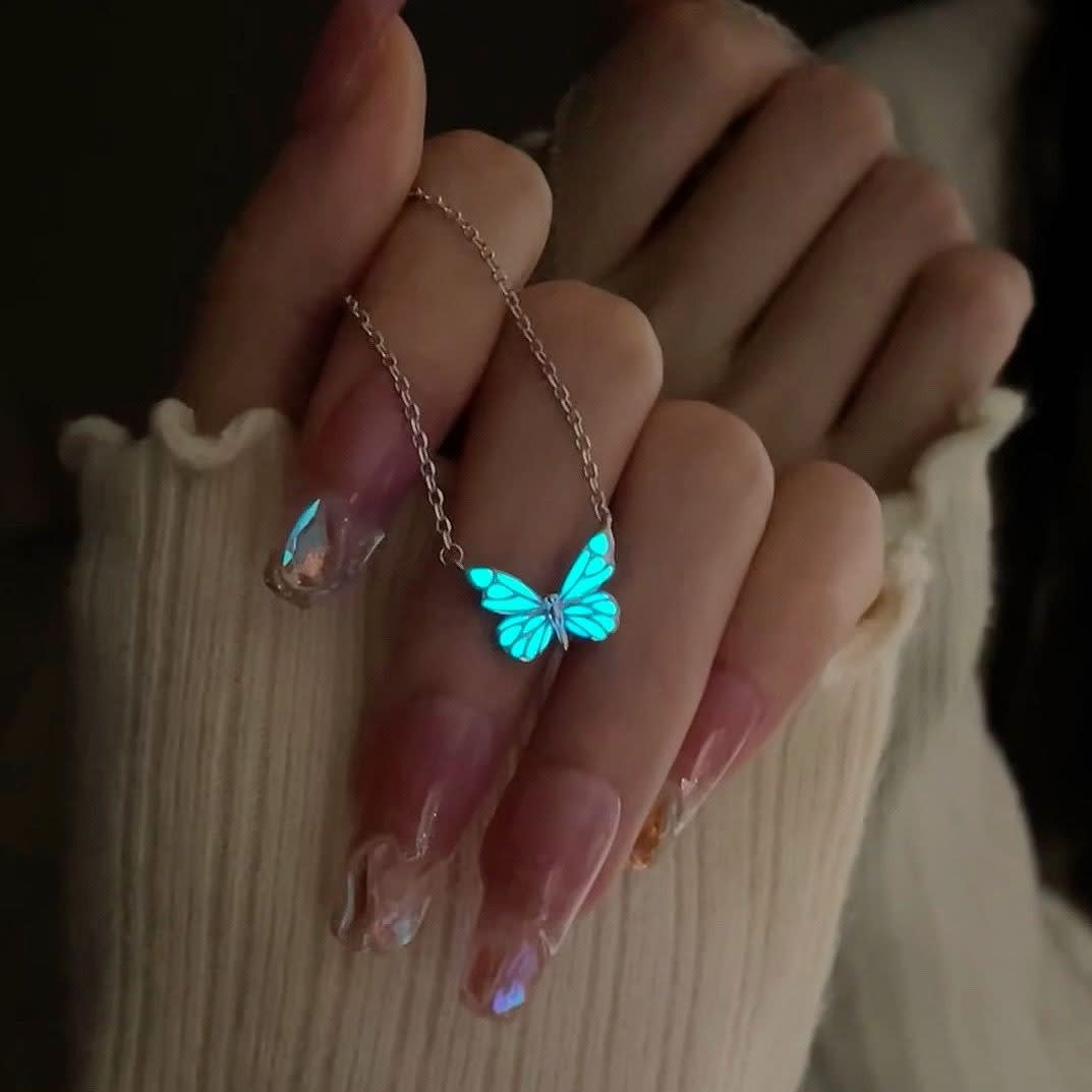 Fashion Blue Luminous Butterfly Necklace Bracelet Set For Glow In The Dark Women Clavicle Chain Choker Party Jewelry Set Gift view 14