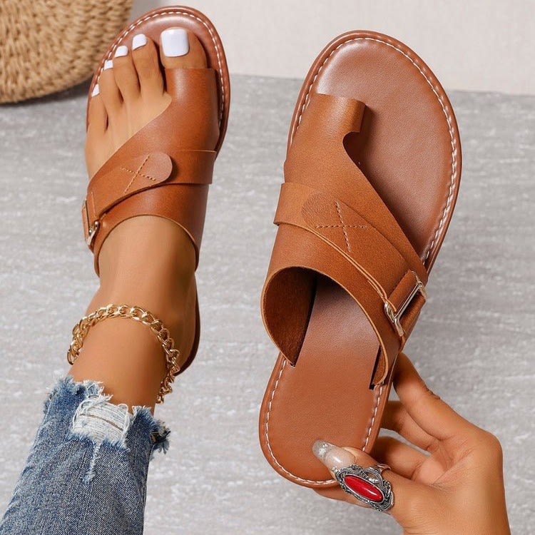 Fashion Flat Heel Leisure Women's Slippers view 3