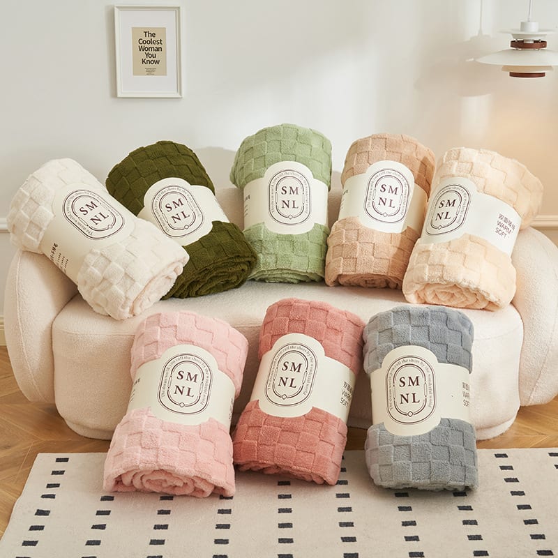 Class A Milk Fiber Four Seasons Blanket Office Nap Blanket view 4