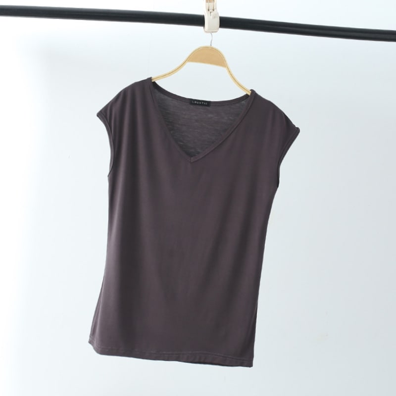 Solid Color And V-neck Sleeveless Loose Women's T-shirt Casual Bottoming Shirt Inner Wear Blouse view 23