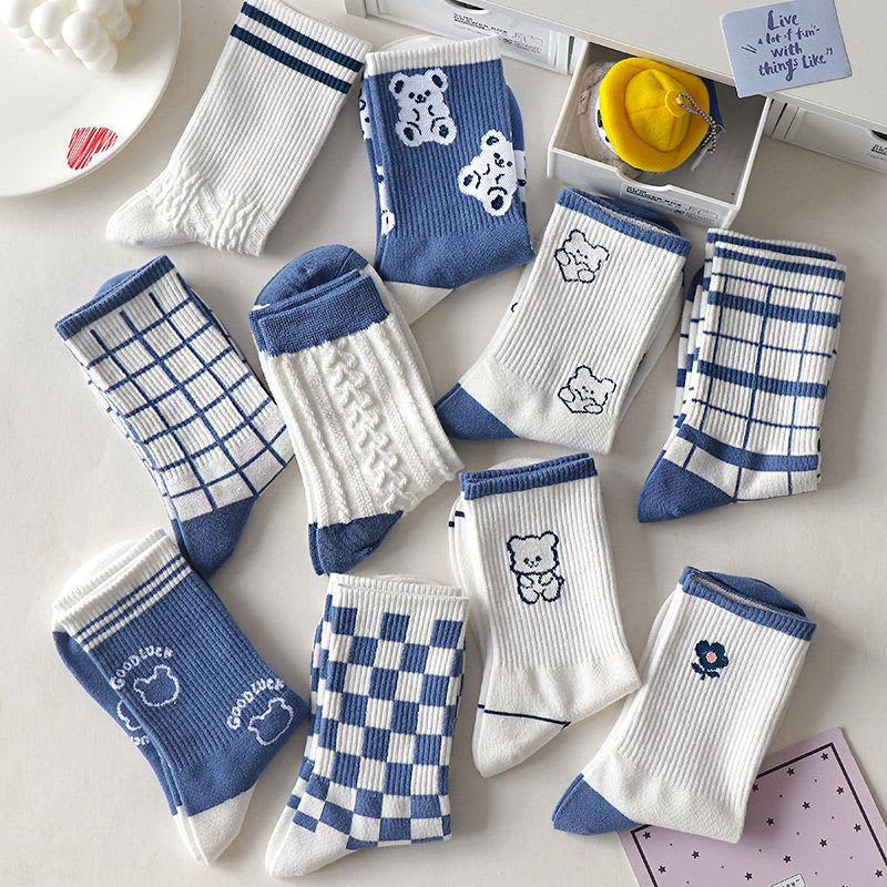 Women's Cute Cartoon Bear Thin Mid-calf Length Socks view 21