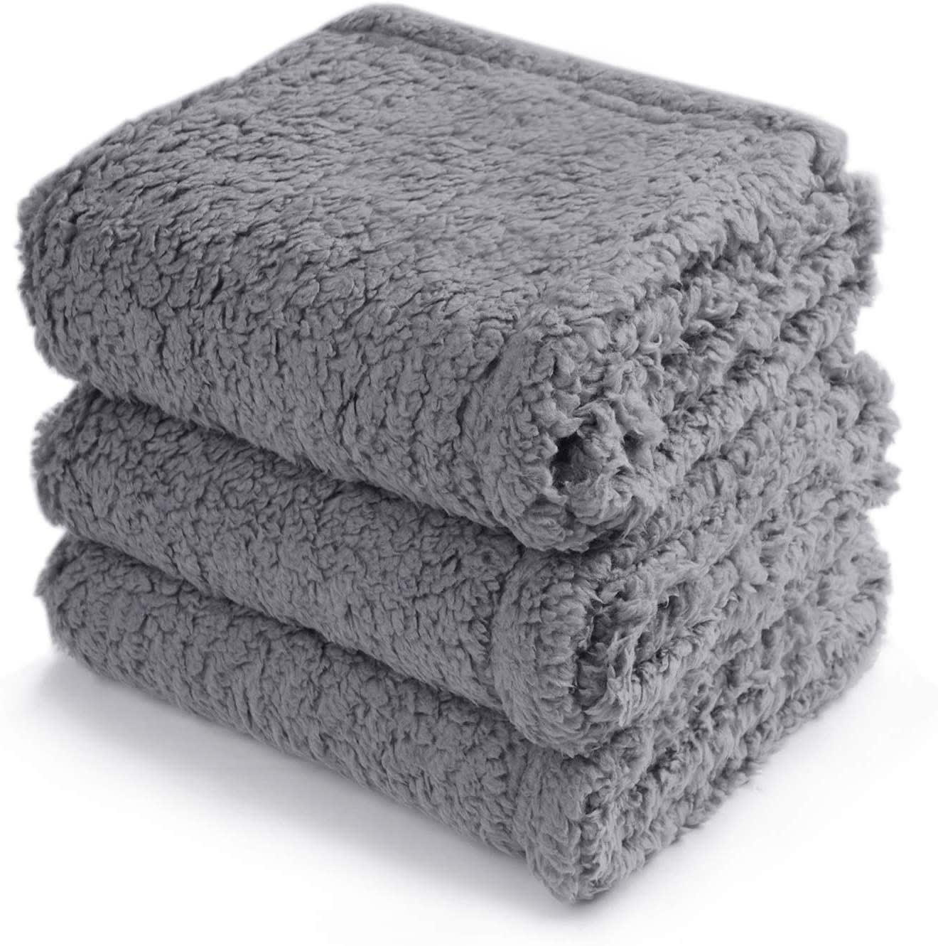 Shu Cotton Velvet Pet Blanket Dog Warm Hair view 2