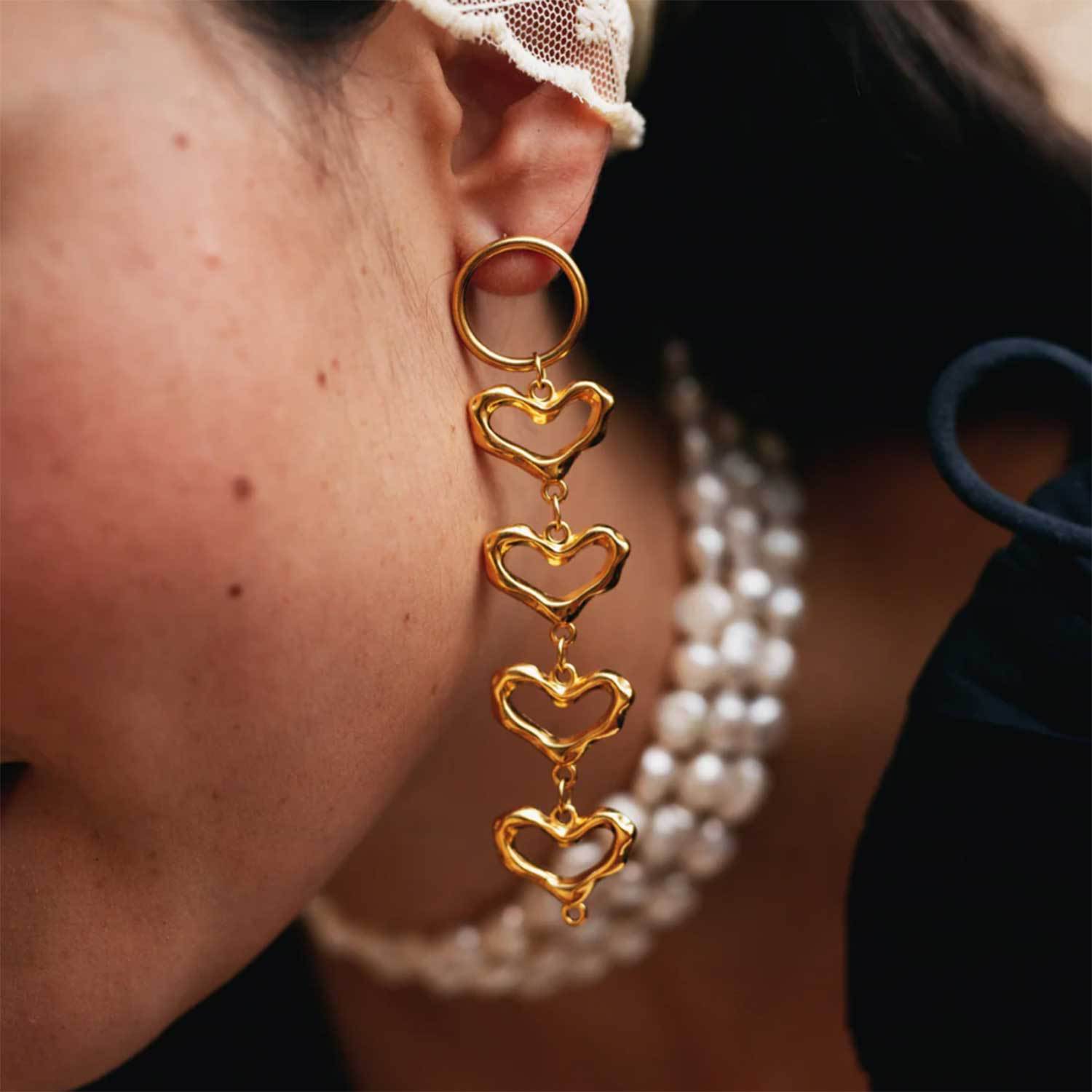 Retro Hollow Design Ins Style Exaggerated Heart-shaped Patch Earrings view 8