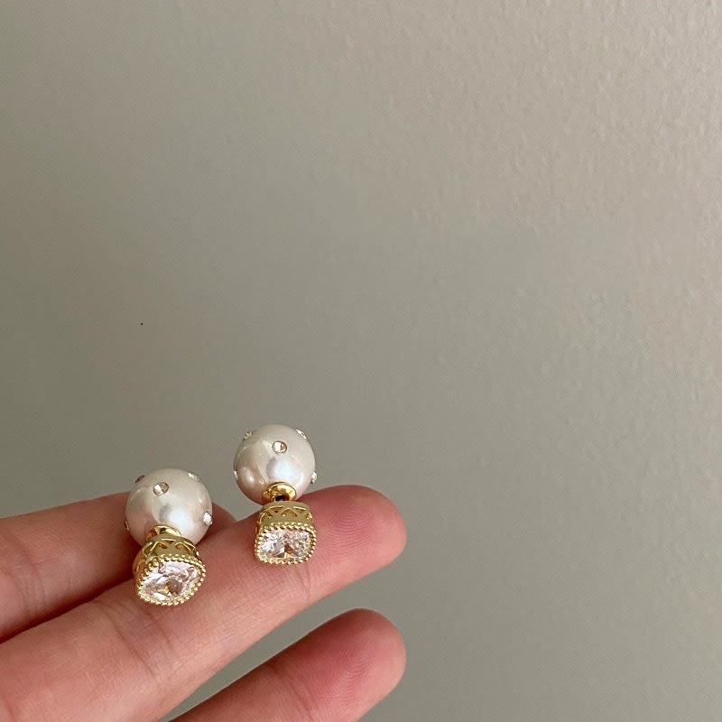 Retro Zircon Pearl Stud Earrings Women's view 2