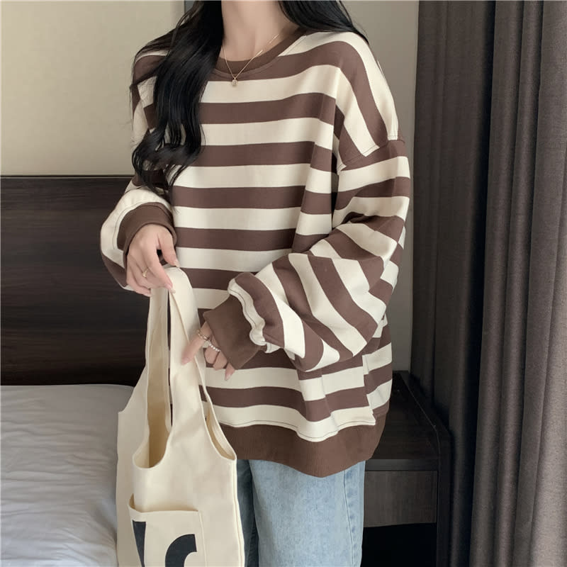 Retro Printed Crew Neck Sweatshirt Women view 10