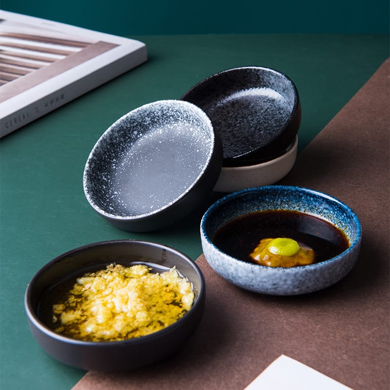 Creative Circular Japanese Seasoning Dish For Household Use view 3
