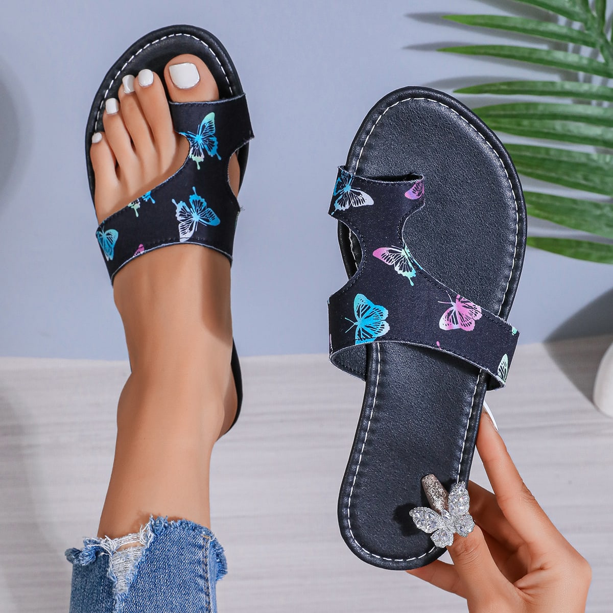 Plus Size Printed Ethnic Style Casual Toe Covering Flip-flops view 27