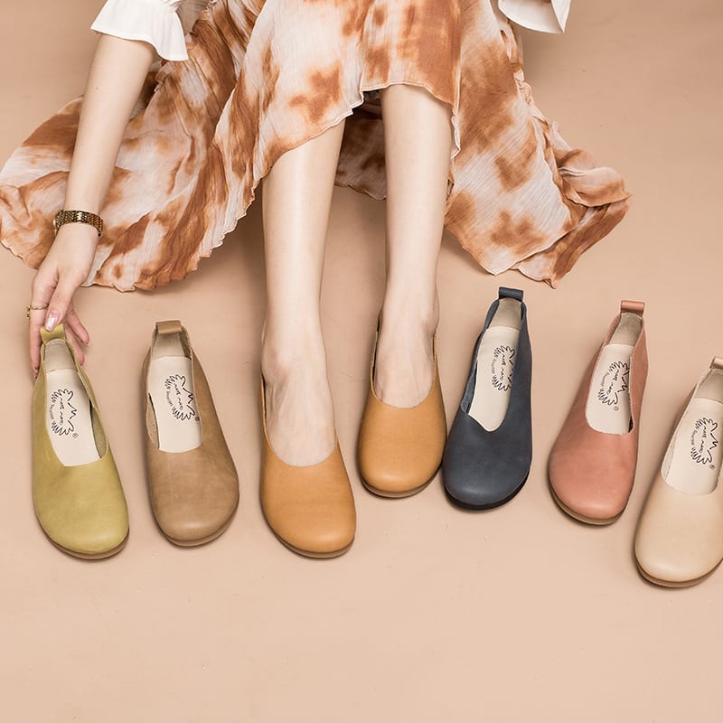 Women's Cowhide Solid Color Slip-on Flat Shoes view 3