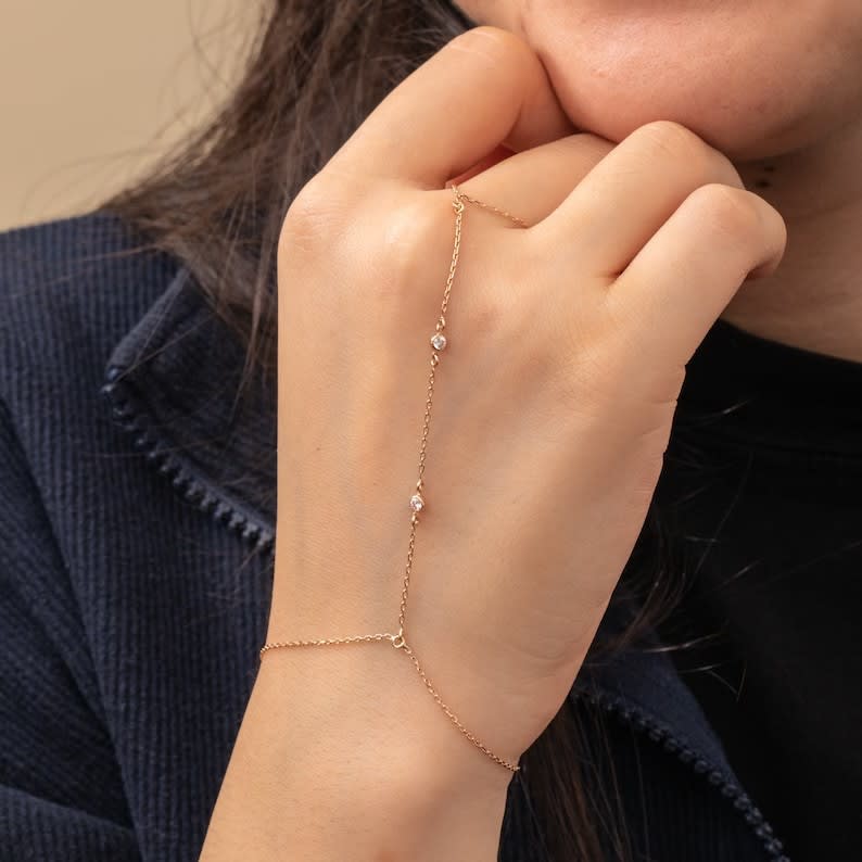 Trendy Simple Exquisite 18K Gold Stainless Steel Bracelet view 3
