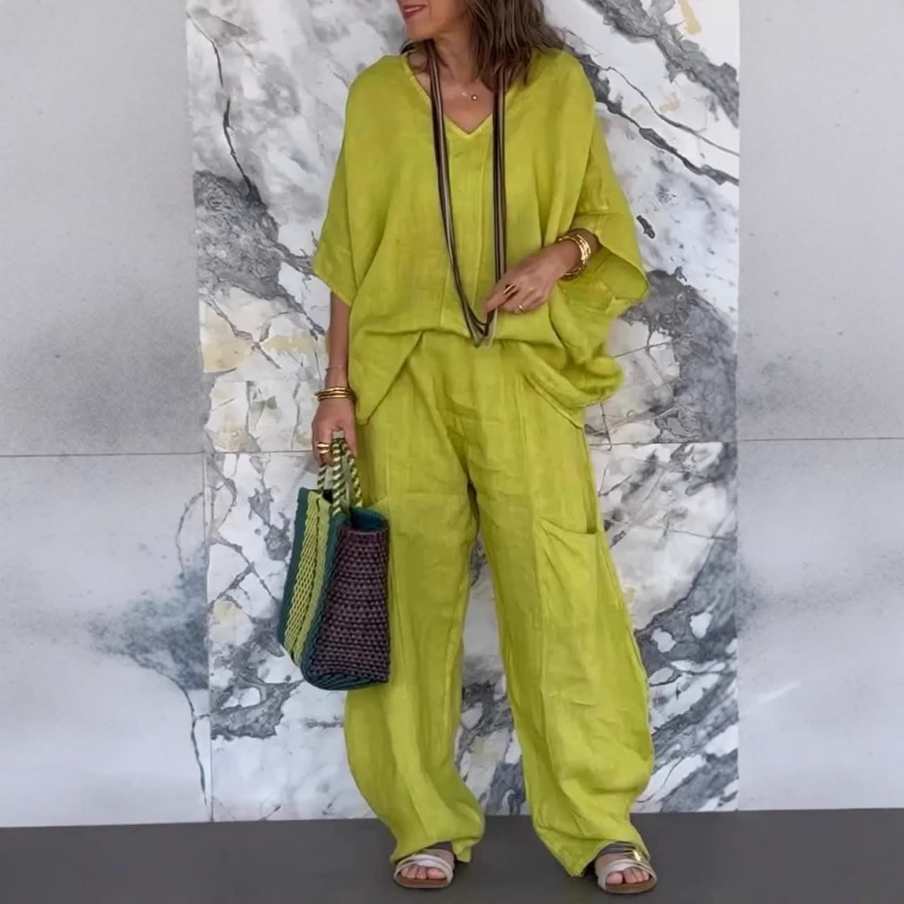 European And American Ladies Casual V-neck Loose Pockets Half Sleeve Cotton And Linen Suit view 2