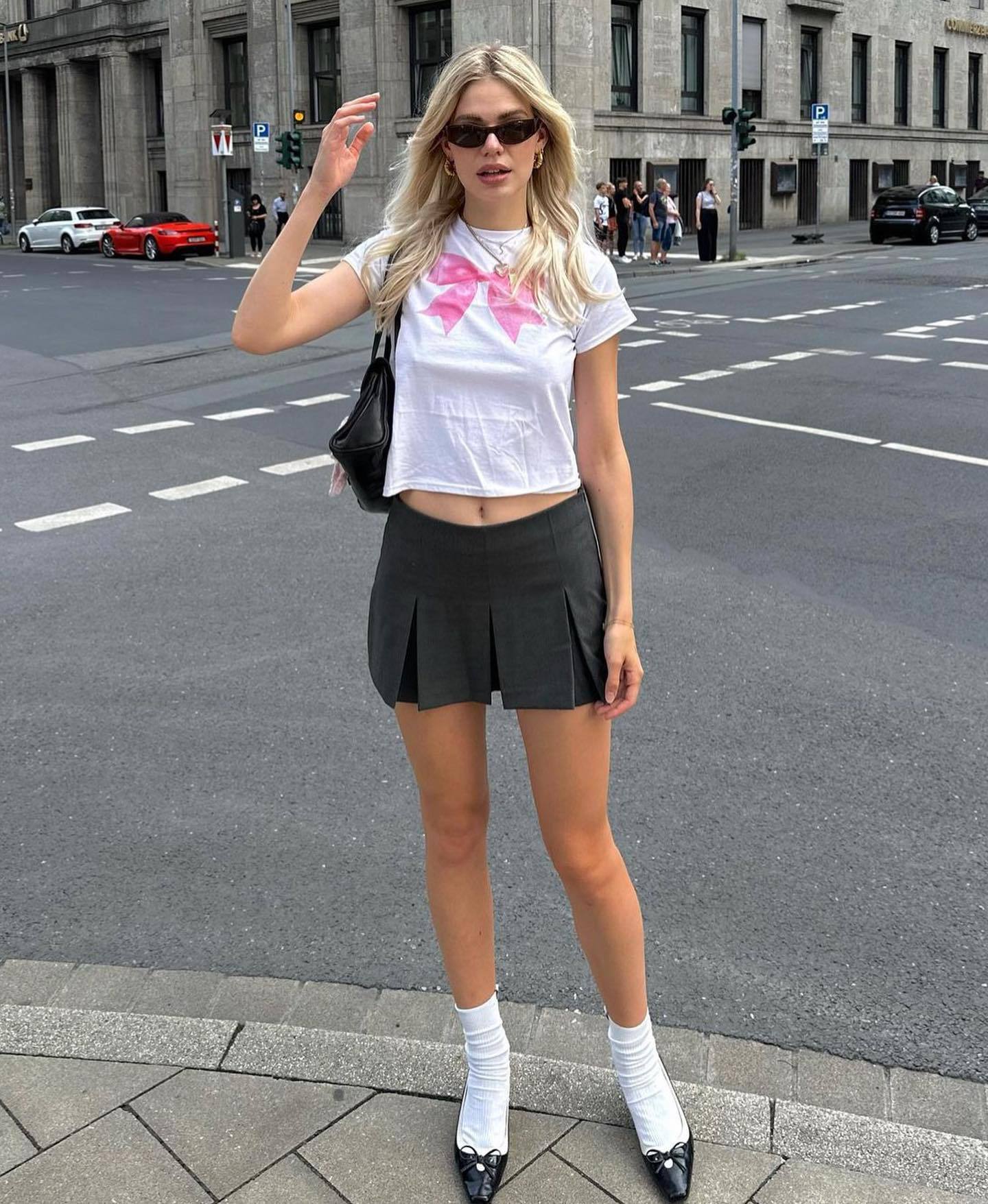 Fashion Sexy Hot Girl Crop-top Short Sleeve T-shirt Solid Color Printing view 10